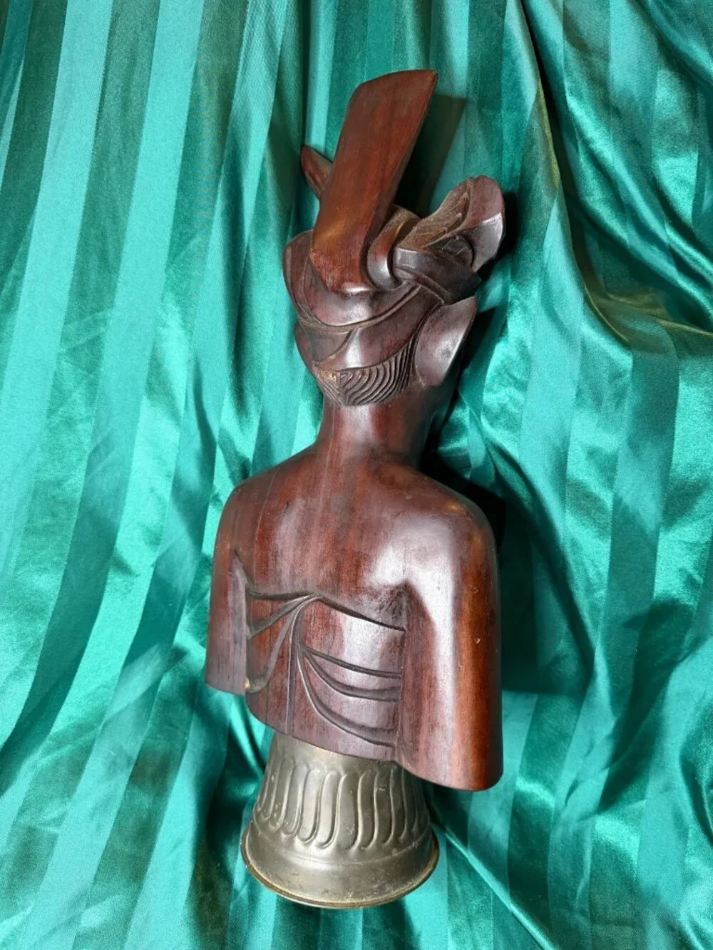 Vintage Hand-Carved Balinese Wooden Bust – Solid Hardwood – Film Prop